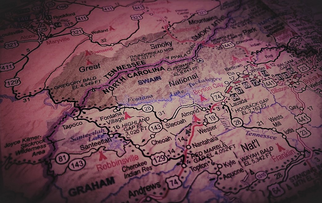 The Tail of the Dragon – A Smoky Mountain Road&nbsp;Trip